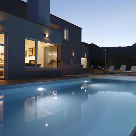 Holiday home Jure By Interhome