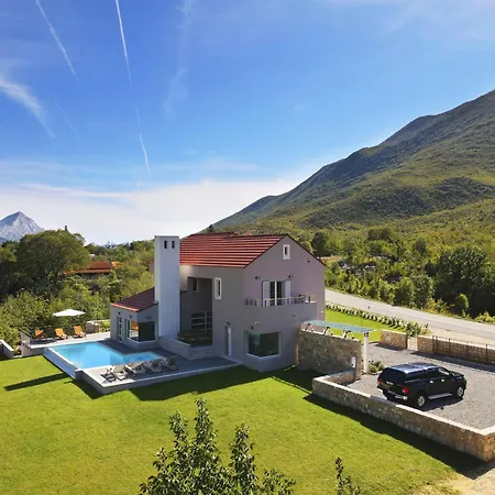 Holiday home Jure By Interhome *